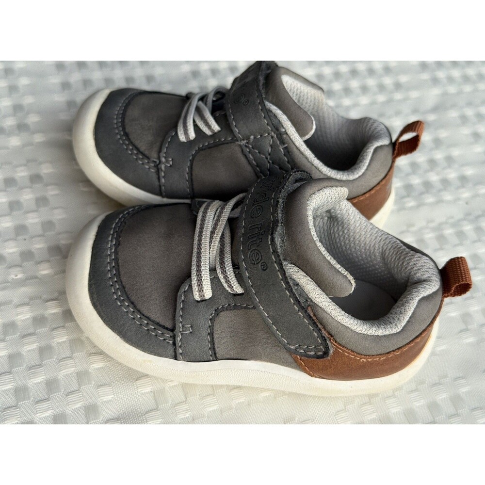 Munchkin by Stride Rite Baby Shoes Size 4 Sneaker Miller Walking Grey